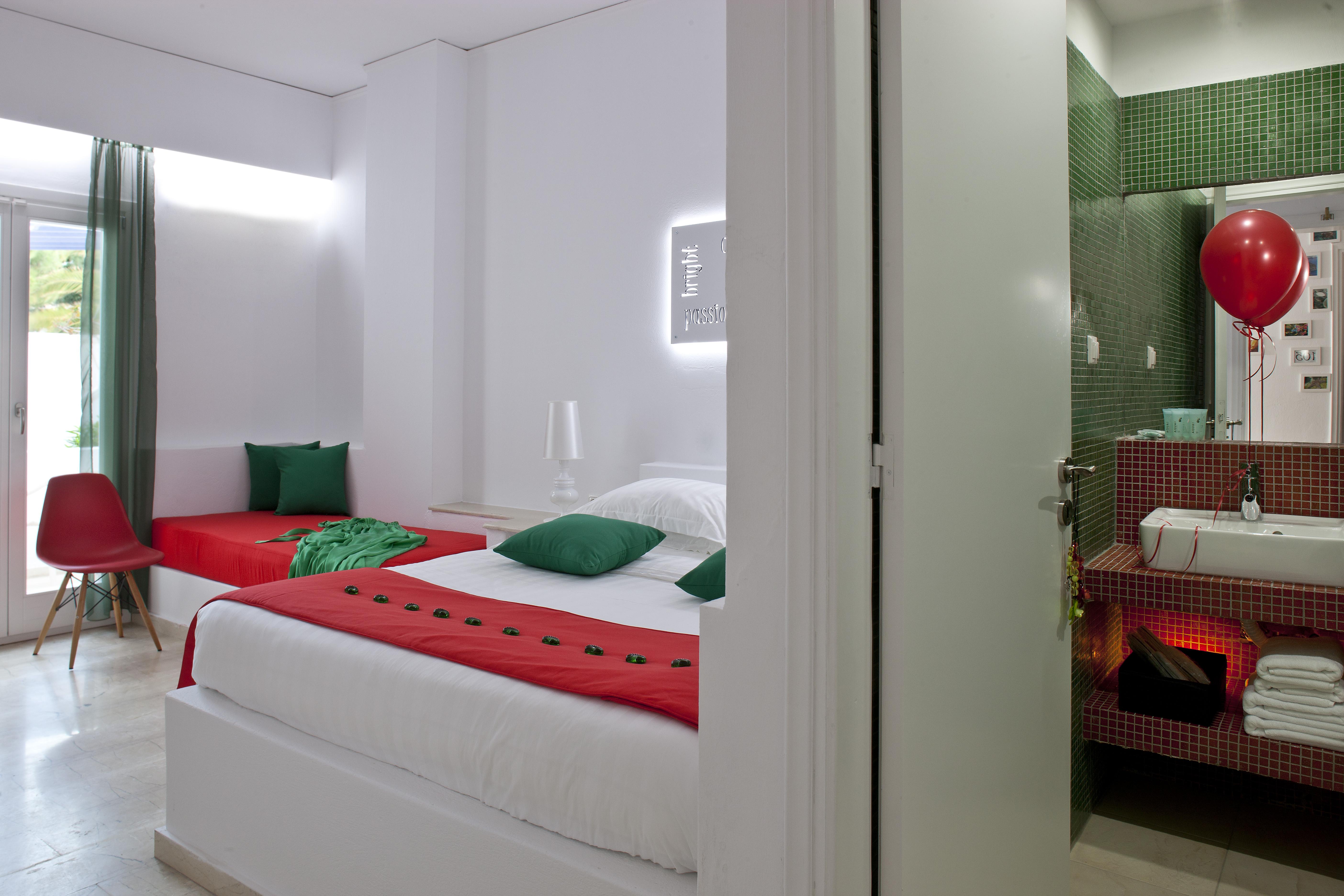 Hotel Acqua Vatos Santorini 3*